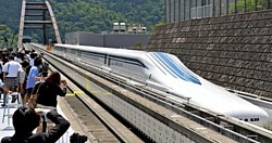 Shinkansen L0