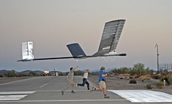 Solarflugzeug Zephyr 2008