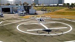 2X am Heliport Osaka