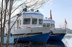 Arbeitsboote auf dem Miyun-Stausee