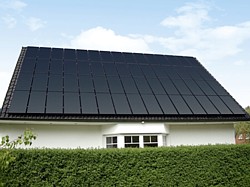 Solardach aus AVANCIS-Modulen