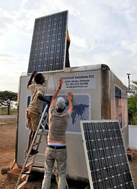 SolarKiosk im Bau