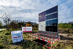 Solare Lärmschutzwand Test in Genk